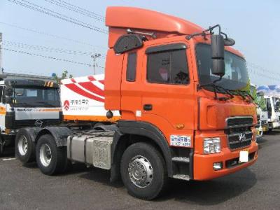седельный тягач Hyundai  2005 г.в.