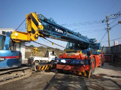 автокран KATO KR35H-V2 2000 г.в.