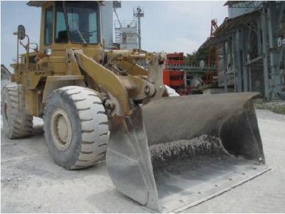 фронтальный погрузчик CAT 950B 1982 г.в.