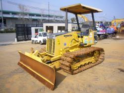 бульдозер Komatsu D20P-7E-81790 2001 г.в.