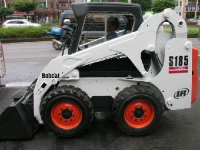 фронтальный погрузчик Bobcat S185 2003 г.в.