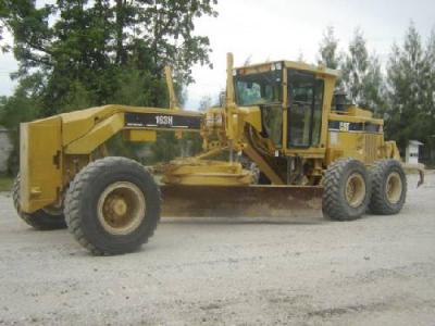 грейдер Caterpillar 163H 2000 г.в.