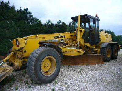 грейдер Komatsu GD650A 2000 г.в.