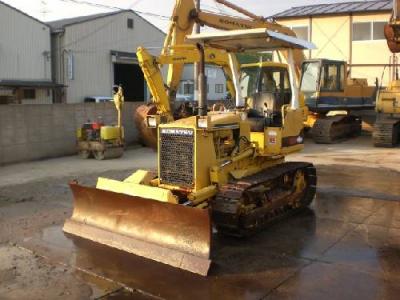 бульдозер Komatsu D21A-6 1991 г.в.