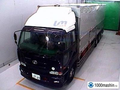 автофургон Nissan  2004 г.в.