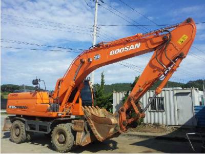 колесный экскаватор Doosan DX210WA 2009 г.в.