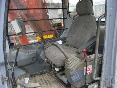 гусеничный экскаватор Hitachi EX120-5 1999 г.в.