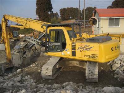 гусеничный экскаватор Komatsu PC210LC-6E  1997 г.в.