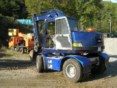 колесный экскаватор KOBELCO SK100W-2 1999 г.в.