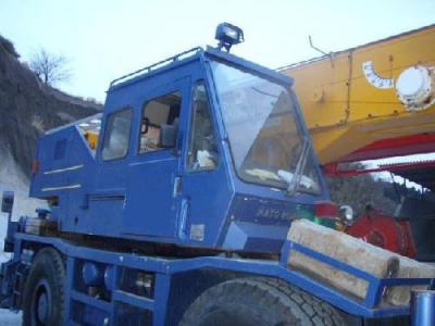 автокран KATO KR25H-V 1991 г.в.