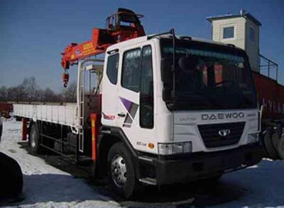 грузовик с краном Daewoo Ultra Novus 2004 г.в.