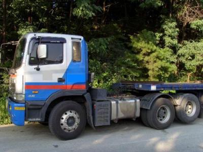 седельный тягач Hyundai  2004 г.в.