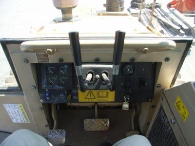бульдозер CAT D3C 2001 г.в.