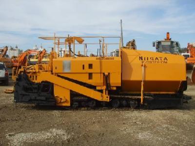 асфальтоукладчик NIIGATA NF220BIIV-DM 1991 г.в.