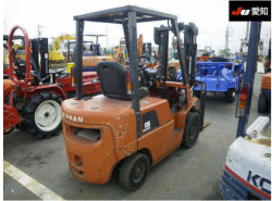 Nissan J01A15 - бензин