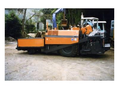асфальтоукладчик Mitsubishi MF41WD 2001 г.в.