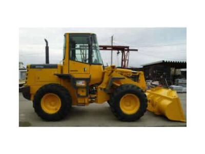фронтальный погрузчик Komatsu WA100-3 2003 г.в.