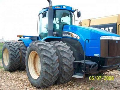 трактор New Holland TJ425 2005 г.в.