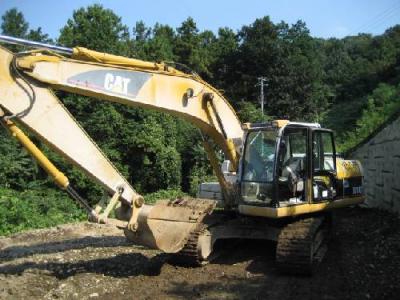 гусеничный экскаватор CAT 320D 2006 г.в.