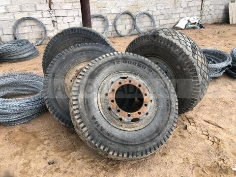 -Продаём цилиндр под отвал с бронёй на бульдозер ДТ-75