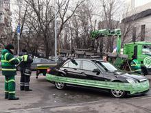 В Москве перед эвакуацией машины будут обклеивать