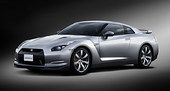 Новая модель NISSAN GT-R