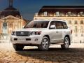 25.02.2014 - Тойота привезла в Россию «каменный» Land Cruiser