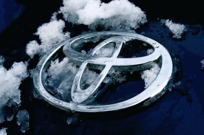 Toyota отзывает 1,4 млн автомобилей из за опасности возгарания