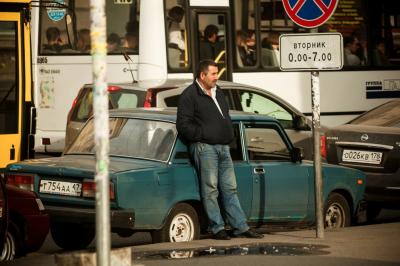 Разница между легальными такси и бомбилами