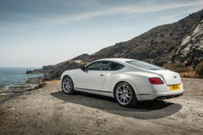 Bentley отзывает из России 767 машин