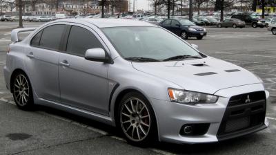 Lancer Evo заменят гибридом