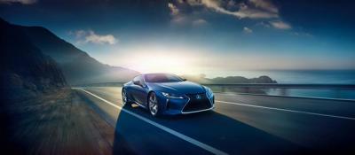 Lexus раскроет гибридную версию флагмана