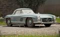 18.10.2011 - Пылящийся в гараже Mercedes 1960 года был продан за 402 тысячи евро