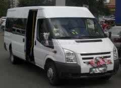 Нюансы аренды микроавтобуса для свадебного кортежа