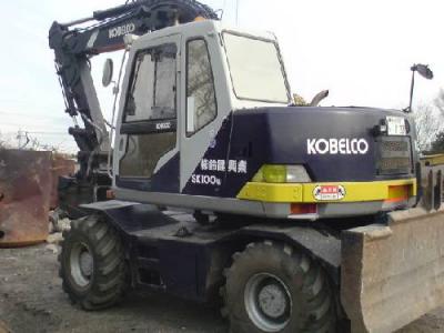 колесный экскаватор KOBELCO SK100W 1996 г.в.